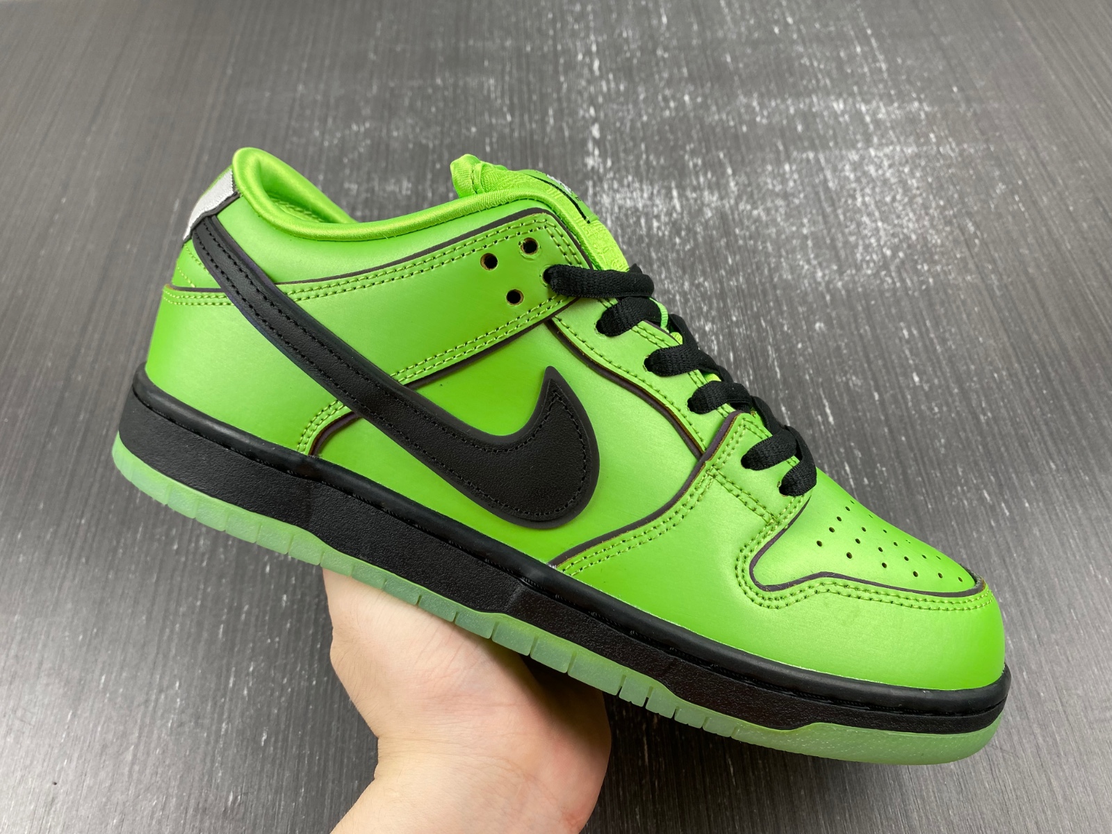 The Powerpuff Girls x Nike SB Dunk Low “Buttercup”