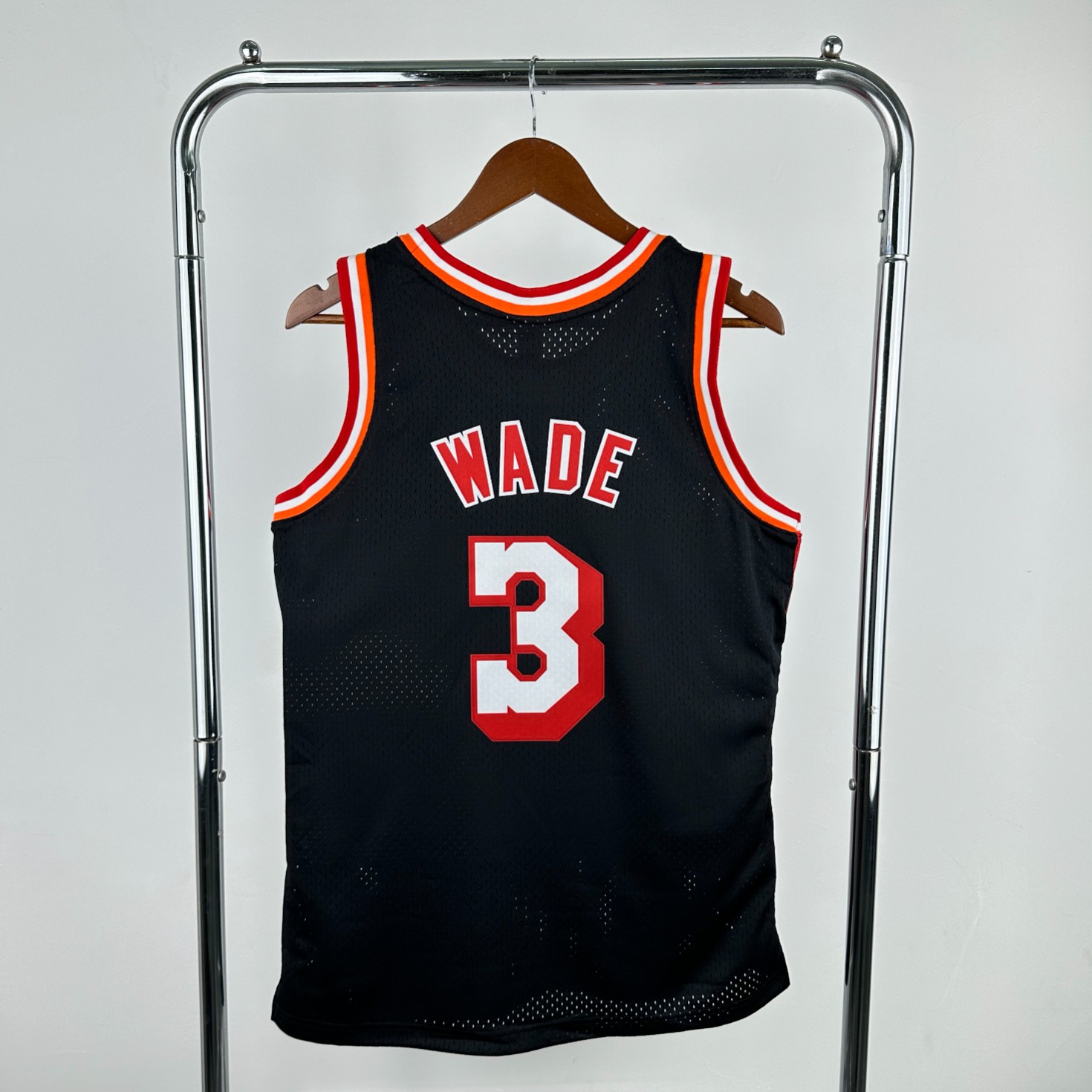 Heat Wade Black Jersey